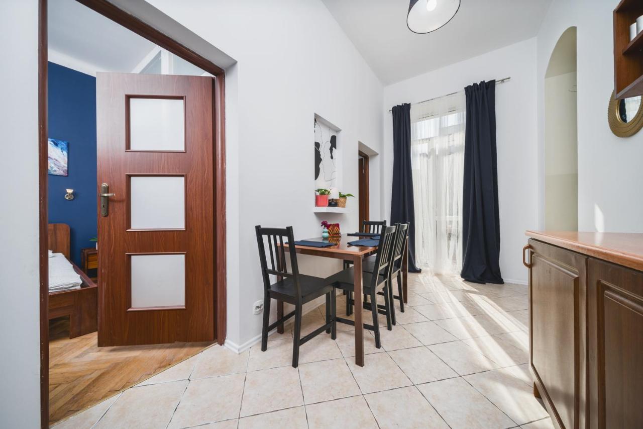 קרקוב 2 Bedroom Apartment Next To The Main Railway Station - By Upstairs מראה חיצוני תמונה